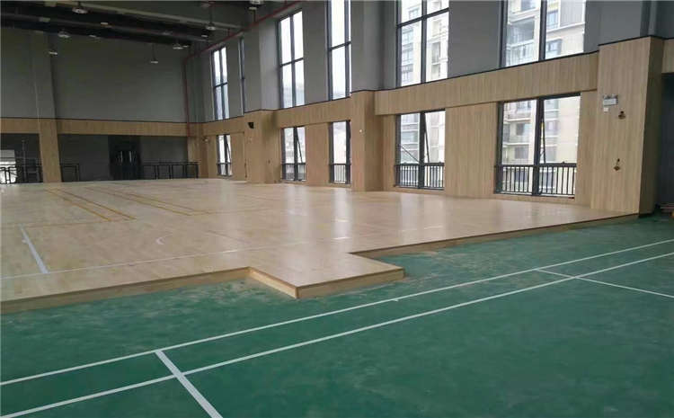 柞木實木運動地板一般多少錢？