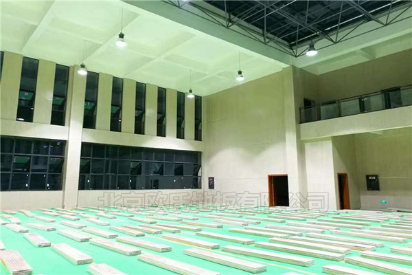 四川瀘州市敘永縣城西實驗學校運動木地板鋪設工程案例-1