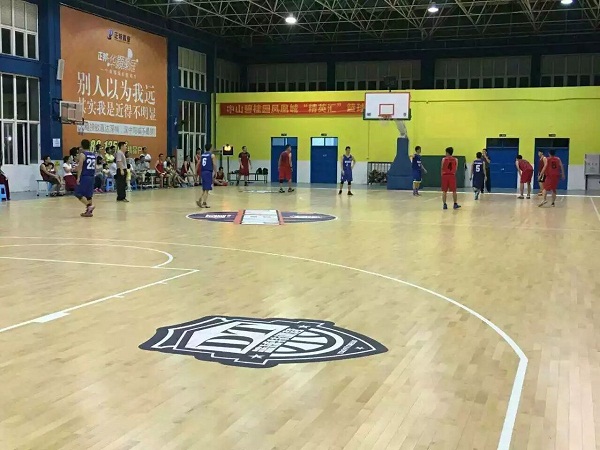 實木運動地板.jpg