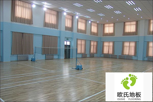 安裝運動木地板應該考慮到采光效果