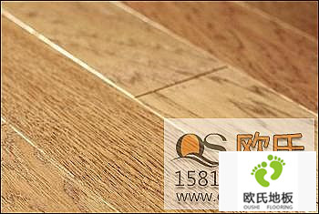 什么原因?qū)е麦w育實木地板收縮與起鼓