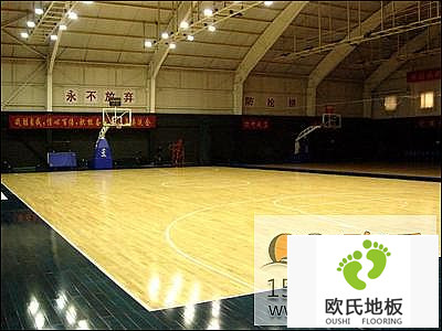 國內(nèi)外實木運(yùn)動地板廠家的差距