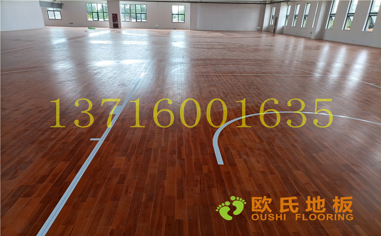 江蘇宿遷運(yùn)河路學(xué)校體育館木地板案例
